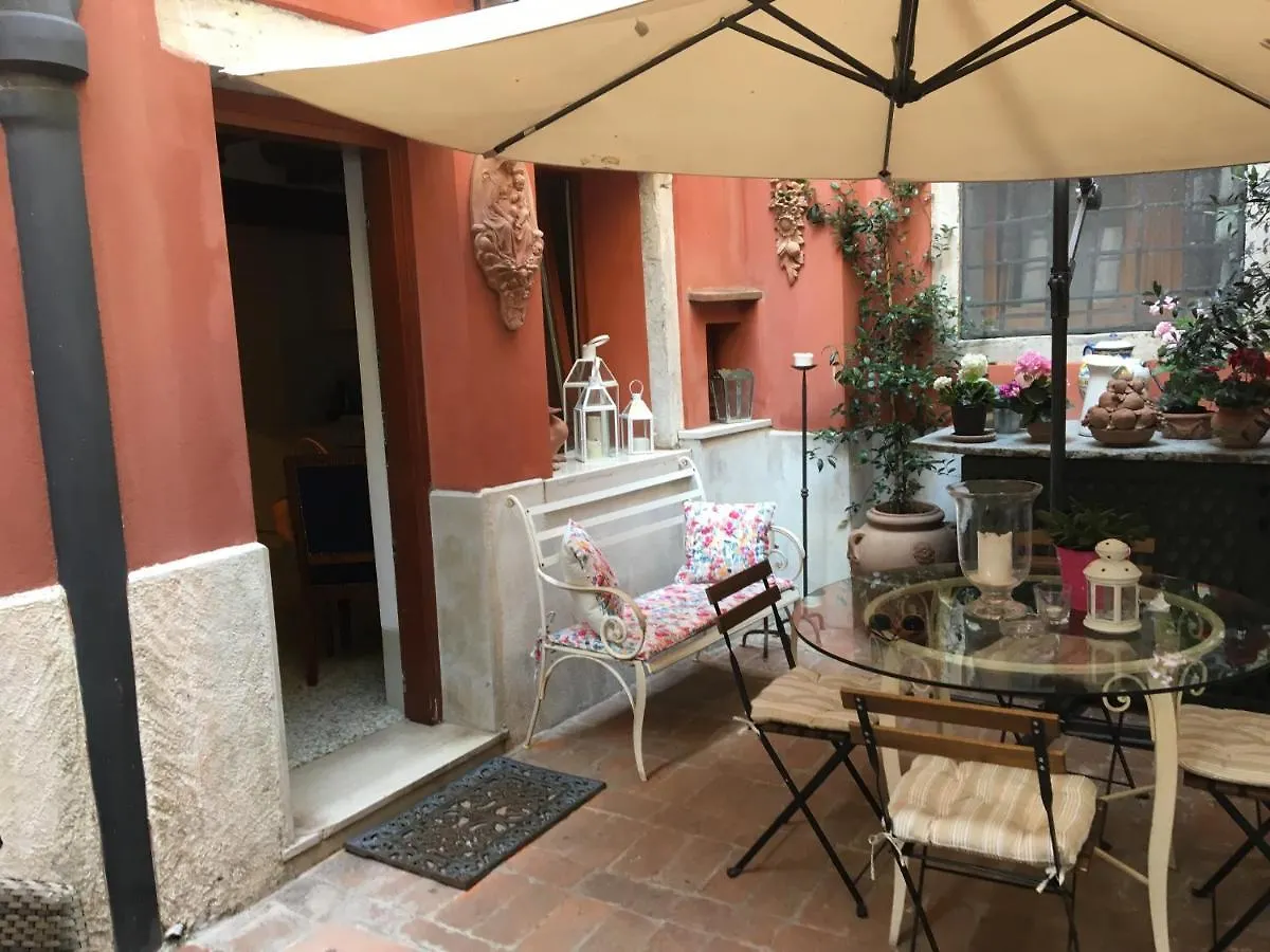 Henry'S Heaven Apartment Venedig 0*,  Italien